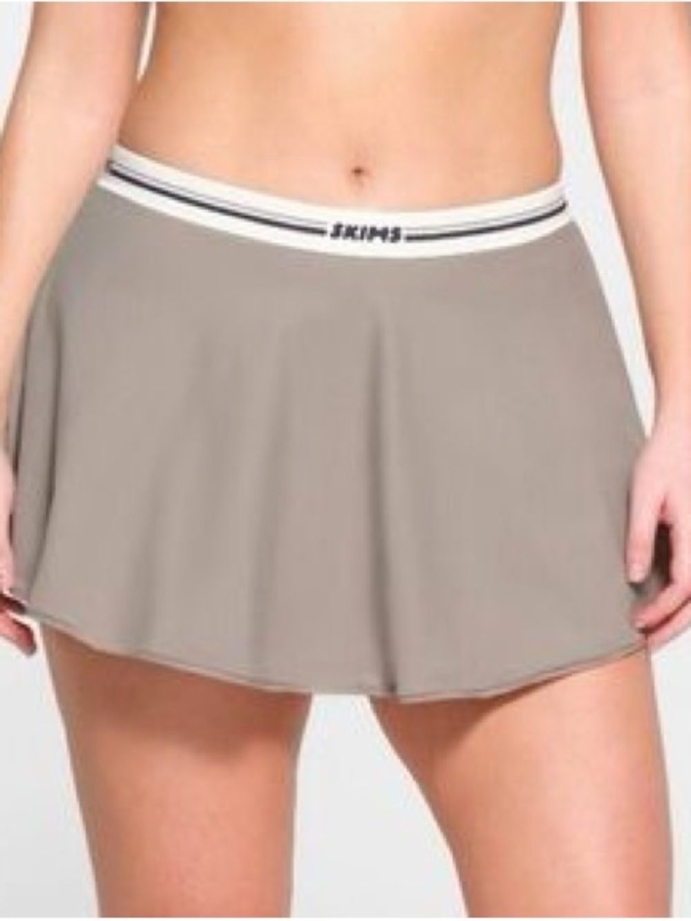 SKIMS Fits Everybody Logo Skort